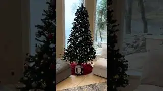 Am&aacute;s&eacute; Stays: Christmas at our Luxury Lake Lodge