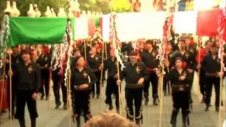 Las calles se llenan de mil colores