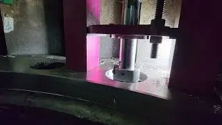 Mandrinadora CLIMAX BB5000 en una turbina Francis
