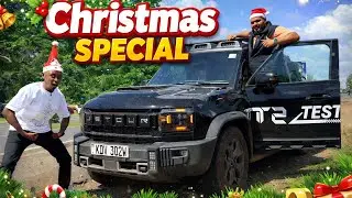 SANTA & The ELF Surprise People With Gifts In The JETOUR T2