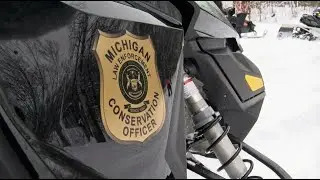 Michigan Game Wardens: Winter Patrol on Duty