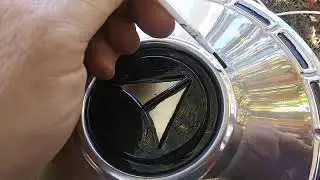 Prt1 DIY Detailing (painting) your Plymouth factory dog dish hub caps