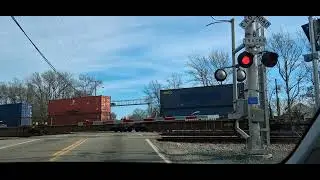 NS container train crosses portlock road