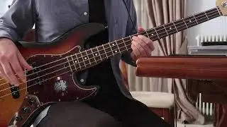 David Bowie - Lady Grinning Soul (Bass Cover)