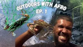 Crabbing In Charleston, SC with ONLY Chicken and String! Took an unexpected swim.. Catch Clean Cook!