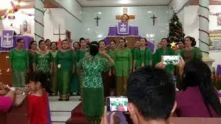 Koor ibu-ibu GKPM Mandiri Sikakap
