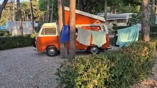 Ozdoby parkingu - Volkswagen T2 WESTFALIA i VW TR