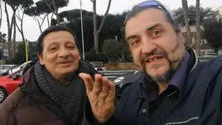 Roberto La Marca saluta i cinemattografari col Salutatore versione SalutAttore