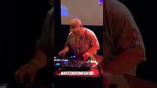 @kodacvisualz @djfooders rippin the kut #dj #scratch  #Asthmafunk