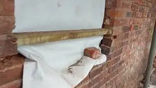 part 1 cement mortar  on a 150 year old lime built building, if it was built repoint in lime