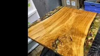 Live edge 600 year old oak slab & resin river table one off piece full tutorial.