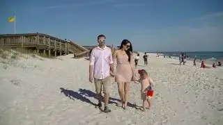 BEACH TREASURE HUNT | PREGNANCY ANNOUNCEMENT