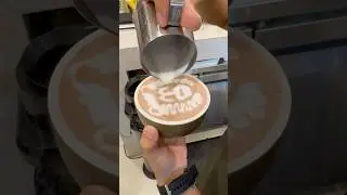 Latte Art!! Red panda 🐼 #coffee #latteart #youtubeshorts #espressoyourself