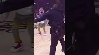 Dancing Security Guards #shorts #viral #viralshorts #youtubeshorts #history #security #dance #like