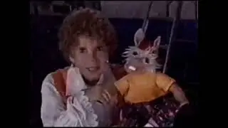 Shari Lewis and Charlie Horse on Where In The World Is Carmen Sandiego? Episode The Hot Ice Heist.