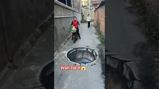 3D Drawing Road😱 Well Amazing👍 Woman Target🎯 #artist #3d #amazing