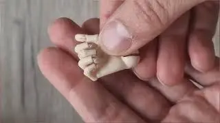 Jointed hands for BJD dolls in 1/4 scale