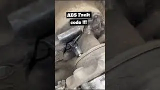 ABS fault code!!!! #mechanic #diesel #automobile #truck #abs #diagnosed