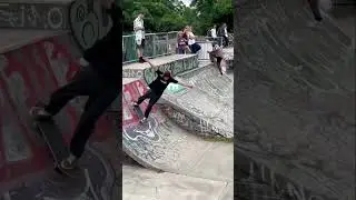 Foz tearing up Hyde during last summers @emerica demo 💚