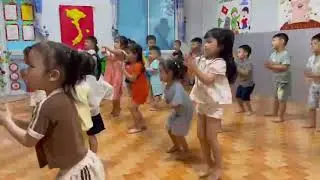 Đi học 4