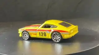Hot Wheels Datsun 2402 | Carl’s Daily Diecast 043