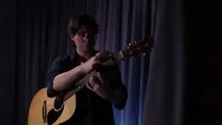 Max Foreman performs 