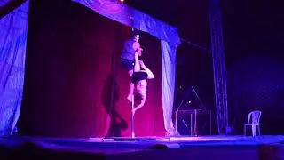 pole dance CIRCO SOMNUS