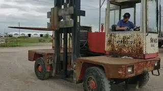 O.M.F. Self Propelled Forklift Truck
