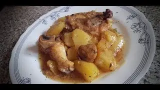ESTOFADO de POLLO 🍗 con PATATAS y CHAMPIÑONES 🍄 ¡Como cocinar un rico estofado!
