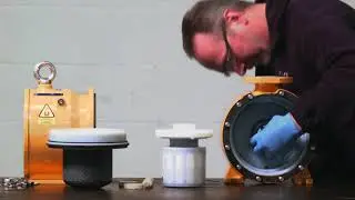 The UTN-BL Magnetically driven Centrifugal Pump Strip Down video