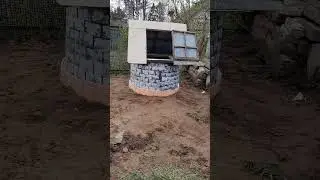 Наша дача. Строим сами. Почисти и утеплили колодец, выровняли кольца.