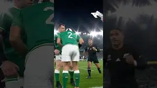 Aaron Smith listening in on Ireland&rsquo;s lineout playbook 🕵️&zwj;♂️ #rugby