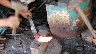 Street-side Worker Making Billhook Men power