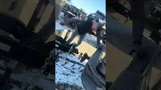 Иногда камера заднего вида просто упрощает жизнь&hellip; ладно, ребята.