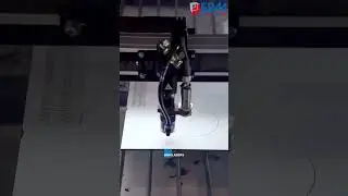 D&eacute;coupe et marquage laser en forme de coeur