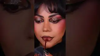 Glossy and moody makeup  🥀🖤 mentally I&rsquo;m in fall already #fallmakeup #darkmakeup #makeuptutorial