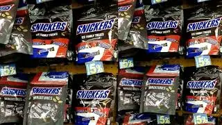 Lots of snickers miniatures in store