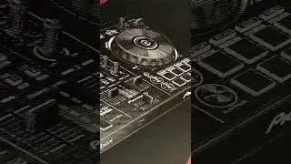 Получил новый (старый) DJ-контроллер: PioneerDJ DDJ-RB #shorts