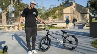 BUILDING A BRAND NEW BMX BIKE!