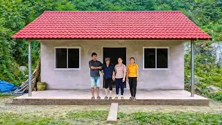 Brick by Brick &ndash; The Young Woman Completed the House and Donated It to the Lonely Old Woman