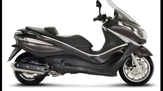 Piaggio X10 500 Executive Maxi-scooter 500cc Test Ride & Brief Review