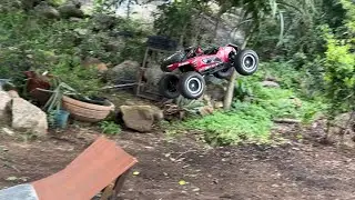 Axial Yeti XL  and  Traxxas Erevo 2.0 jumps