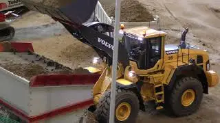 Volvo L250G works at the sieving plant
