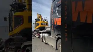 🗝️Key elements to moving large earthmoving equipment! 👍