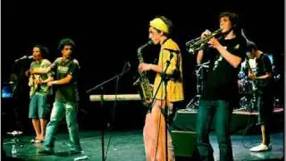 Trasta roots - Soci&eacute;t&eacute; control&eacute;e [LIVE]