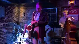 Tangerine - Kirill Poudavoff | Live at Wally's 22.02.25