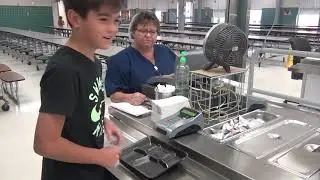 The Golden Spatula: A Guide For Lunchroom Etiquette