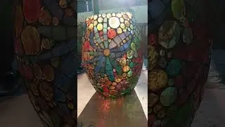 Stained glass magic #stainedglass #vase #glassartist #mosaic #interiors #interiordecor #decor