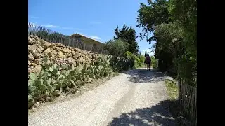 Le Moulin de la Cascade et Les Pausades depuis Durban-Corbières