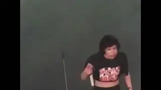 Crystal Castles-Celestica(Alice live dance)